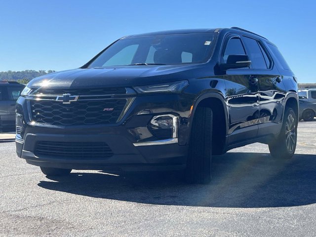 Used 2023 Chevrolet Traverse RS FWD image 8
