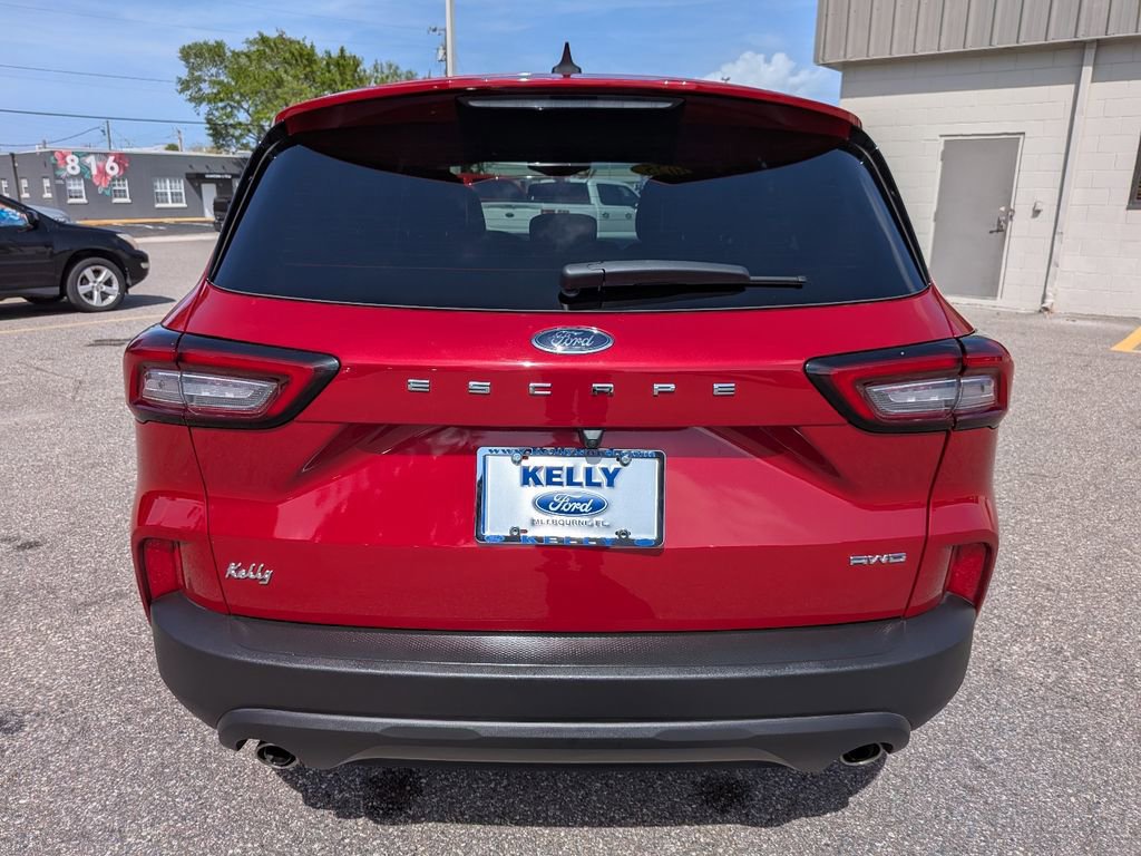 Certified 2025 Ford Escape ST-Line image 5