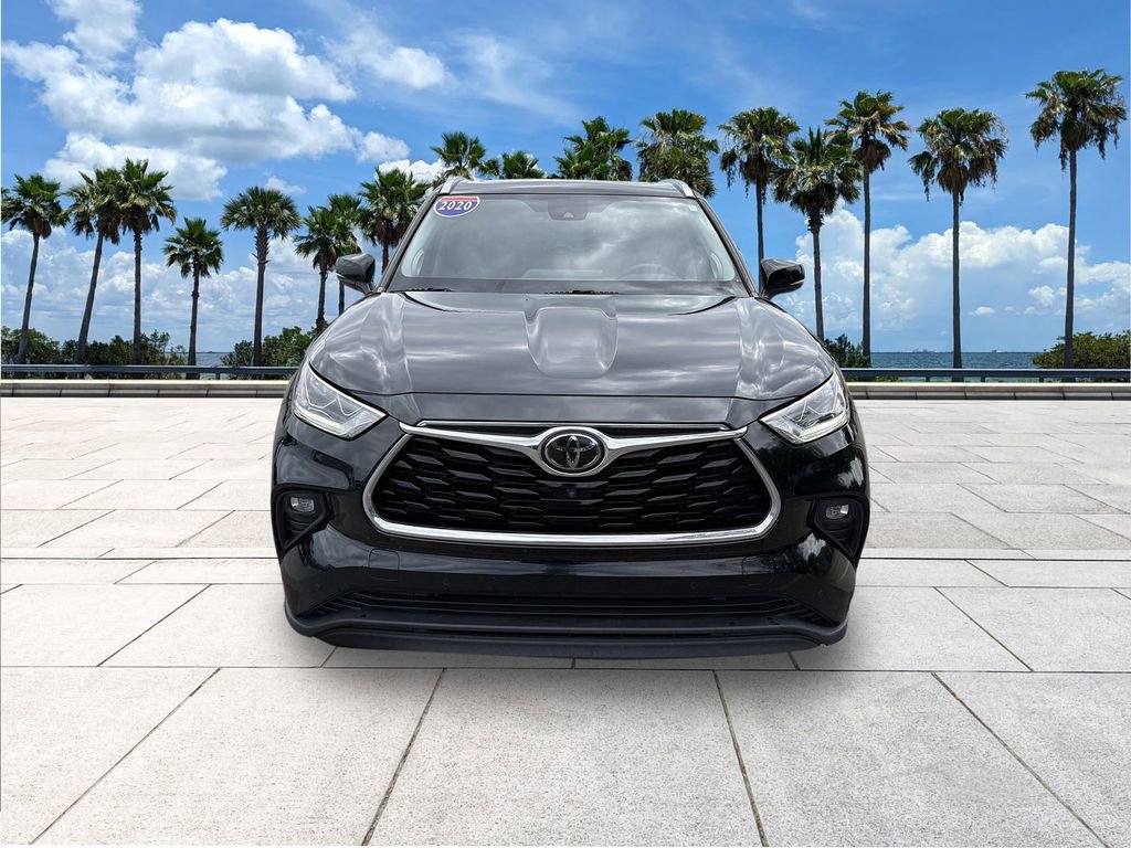 Used 2020 Toyota Highlander Limited image 3