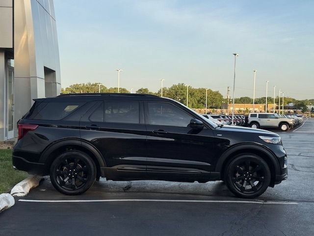 Certified 2024 Ford Explorer ST-Line w/ Class IV Trailer Tow Package AWD/4WD image 6