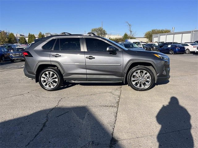 Used 2023 Toyota RAV4 XLE Premium image 2