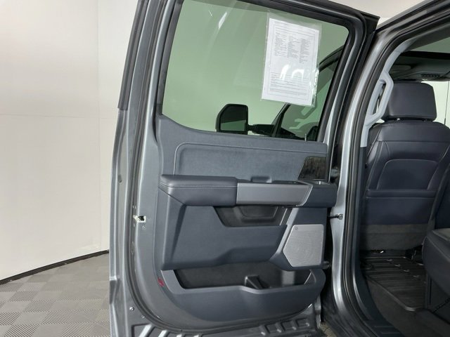 Certified 2025 Ford F350 Lariat w/ FX4 Off-Road Package image 30