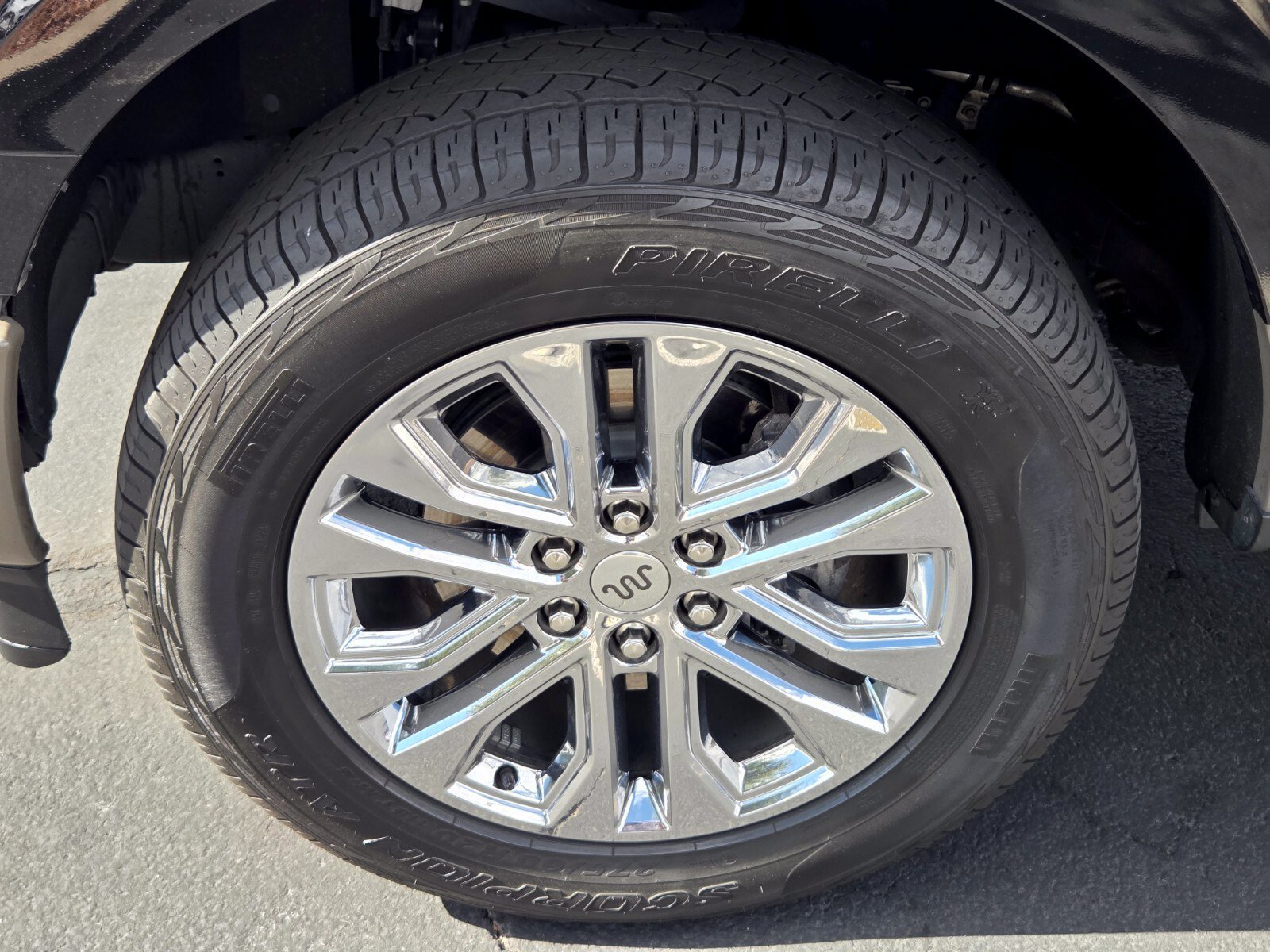 Certified 2025 Ford F150 King Ranch w/ FX4 Off-Road Package AWD/4WD image 9