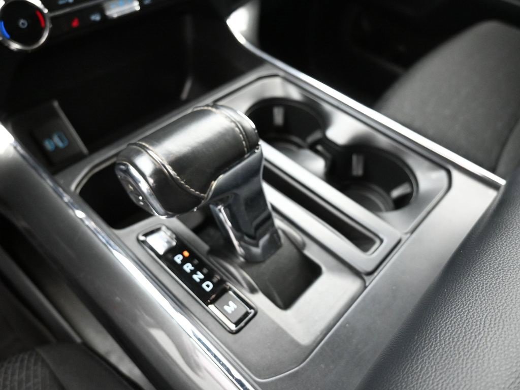 Certified 2022 Ford F150 XLT w/ Equipment Group 302A High image 32