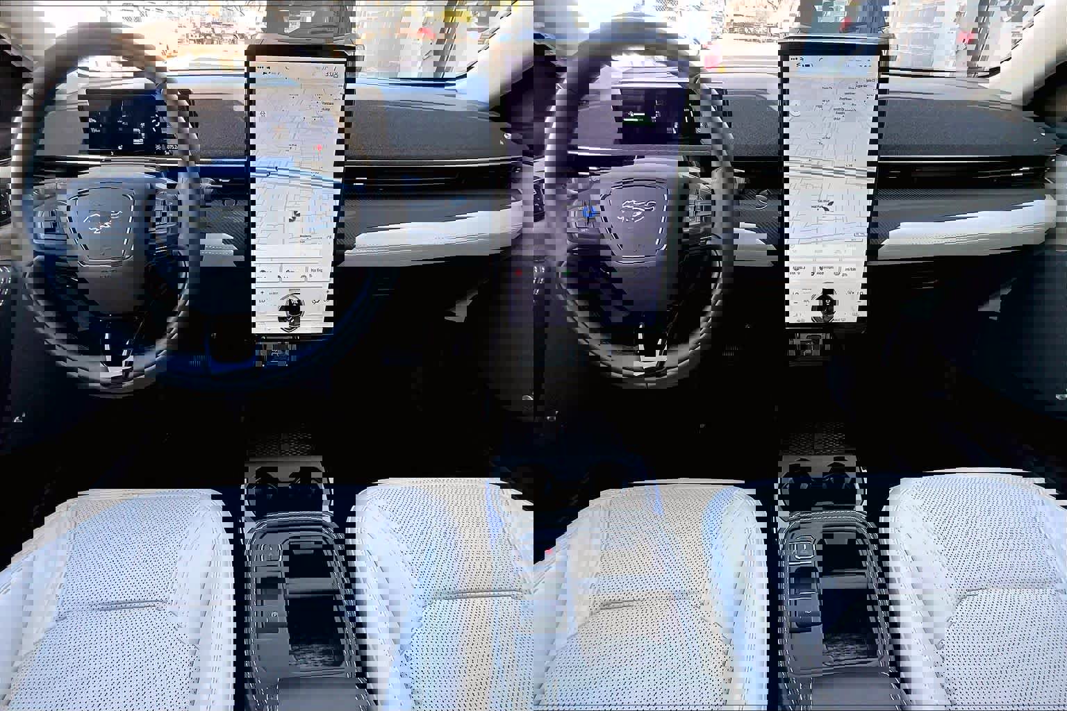 Certified 2025 Ford Mustang Mach-E Premium image 16