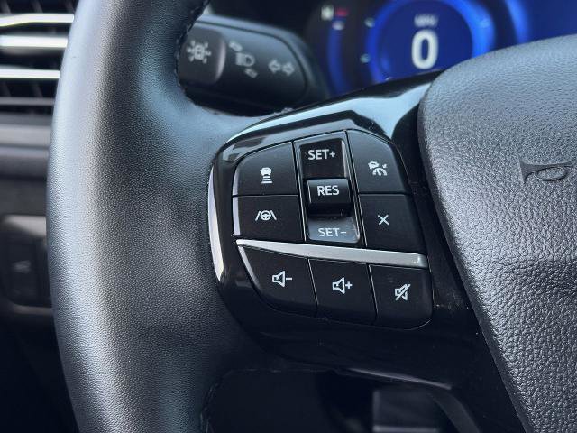 Certified 2022 Ford Escape SEL w/ Technology Package image 16