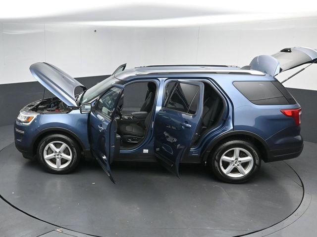 Certified 2018 Ford Explorer XLT FWD image 49