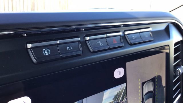 Certified 2023 Ford F250 Lariat w/ Tremor Off-Road Package image 37