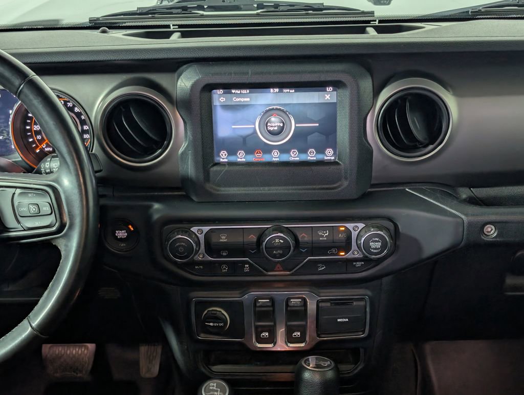 Used 2019 Jeep Wrangler Sport AWD/4WD image 14