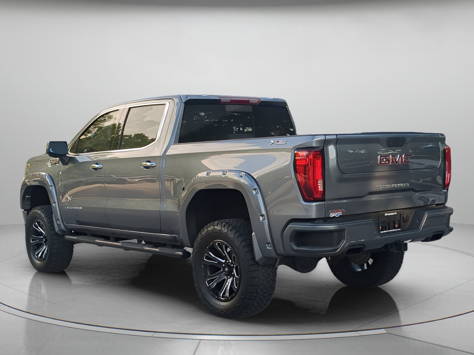 Used 2020 GMC Sierra 1500 SLT w/ SLT Premium Plus Package AWD/4WD image 42