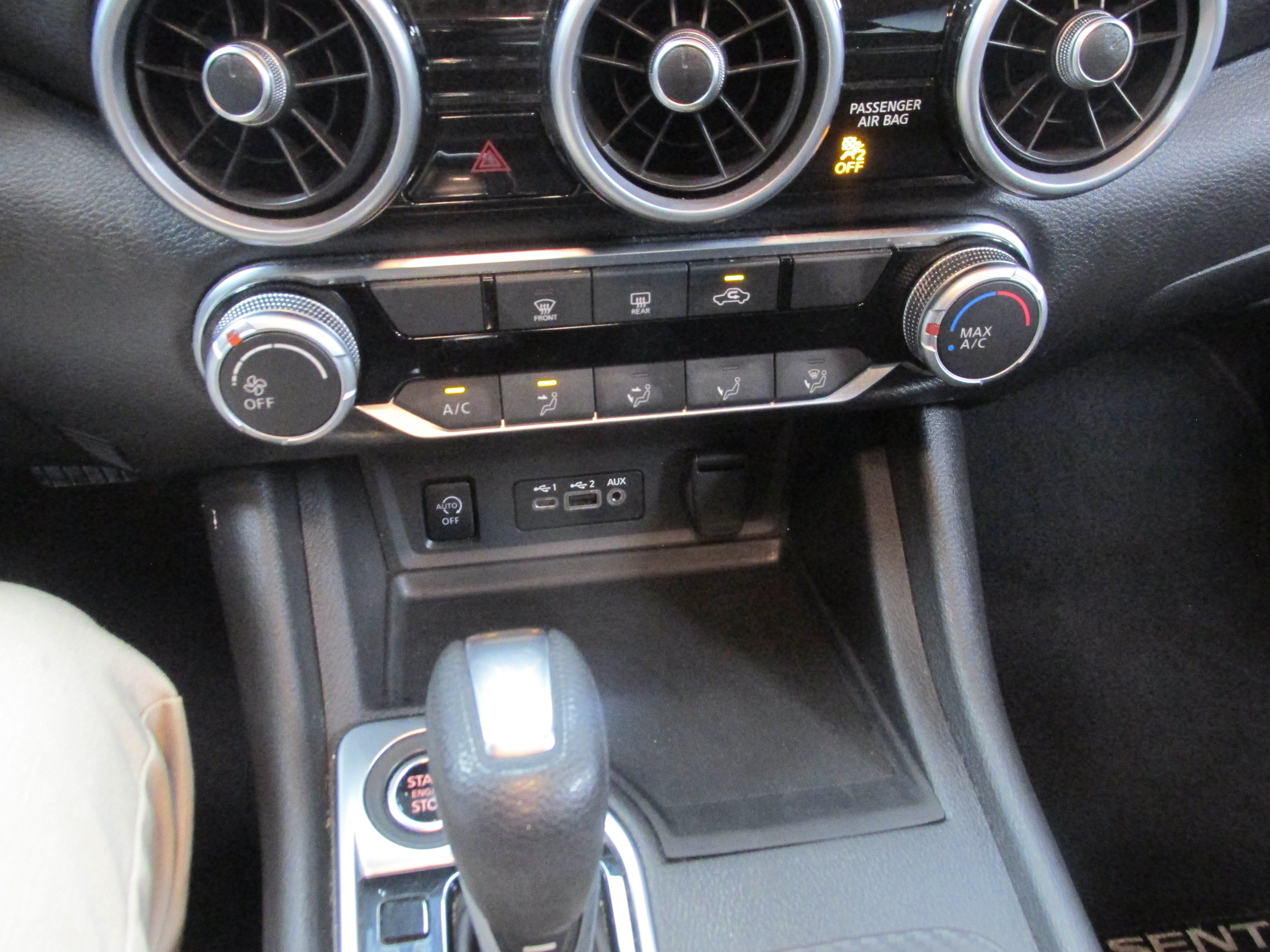 Used 2024 Nissan Sentra SV FWD image 37