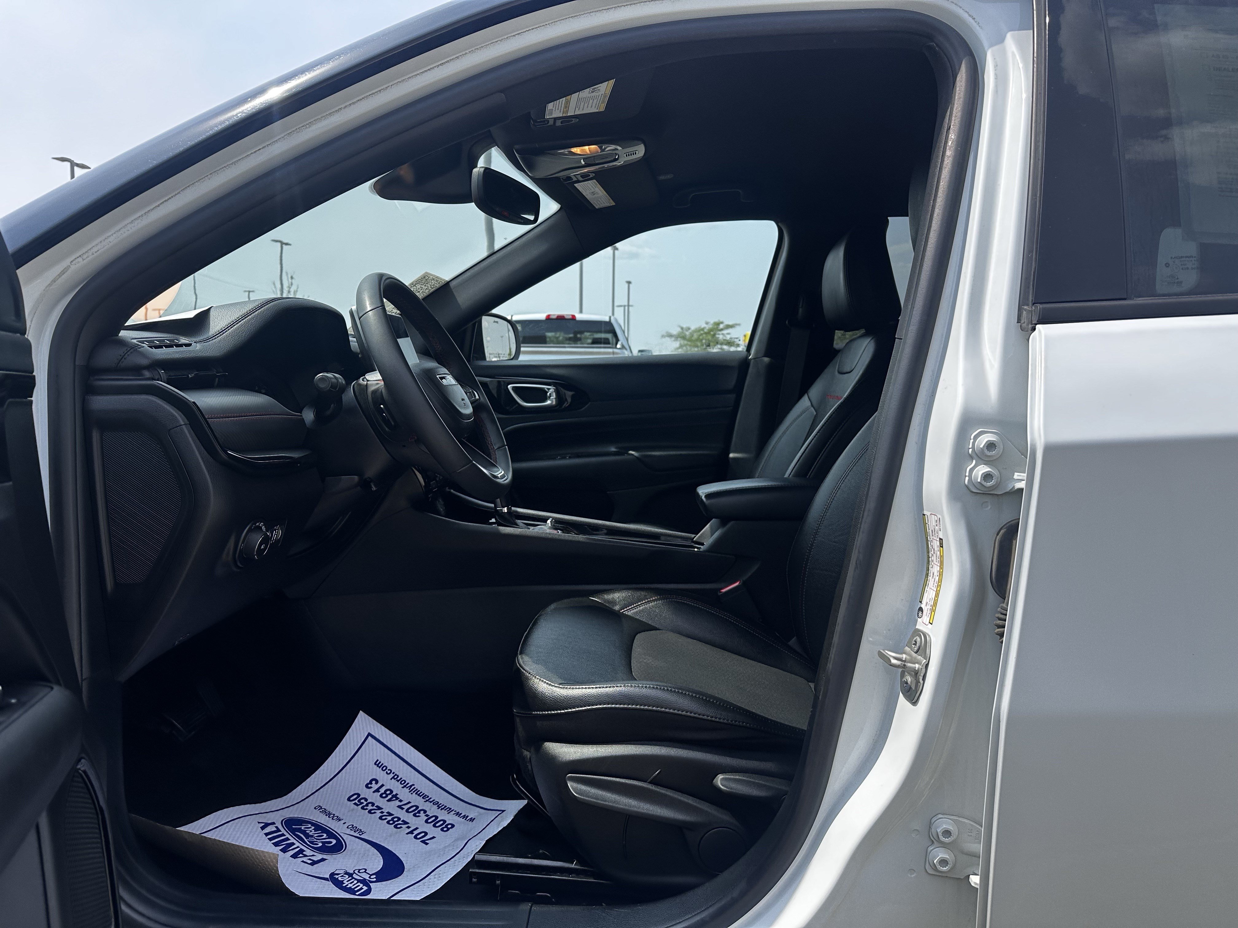 Used 2024 Jeep Compass Trailhawk AWD/4WD image 20