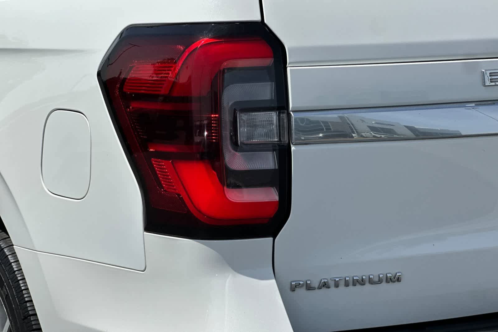 Certified 2023 Ford Expedition Platinum AWD/4WD image 29