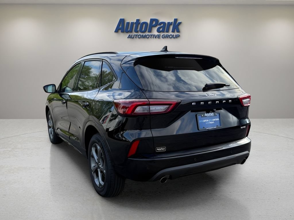 Certified 2023 Ford Escape ST-Line w/ Tech Pack #1 AWD/4WD image 7