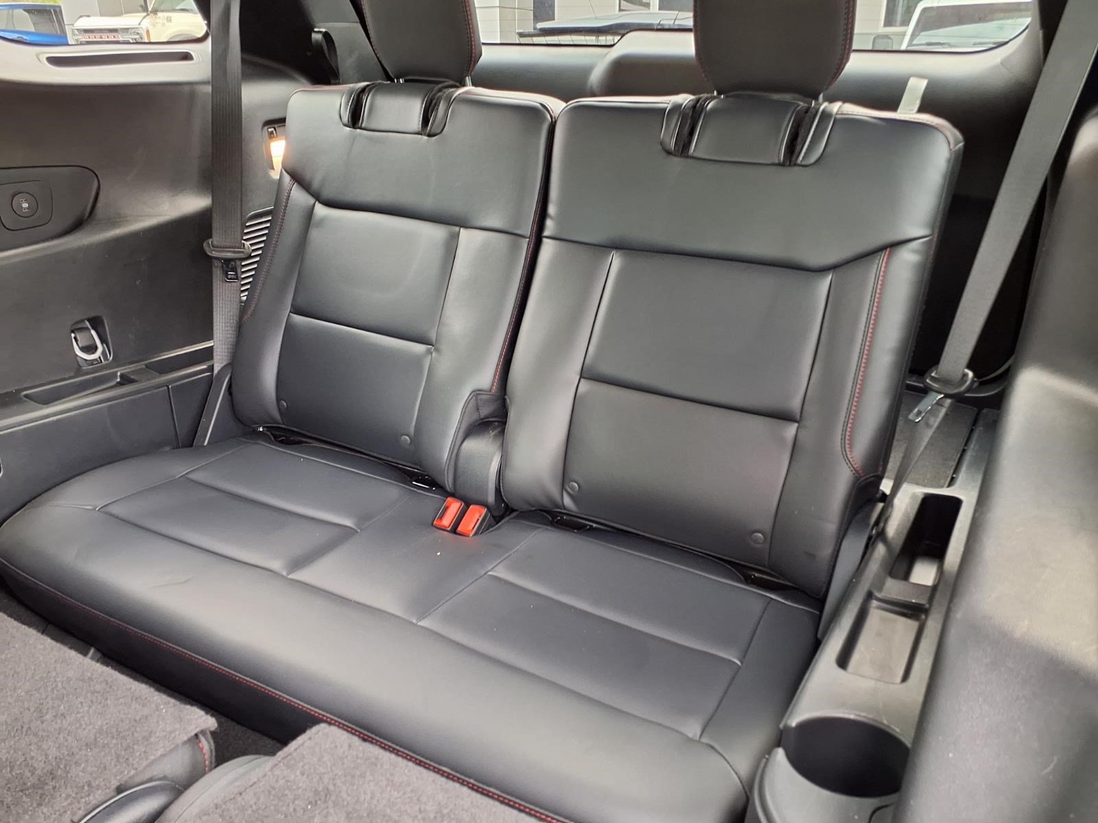 Certified 2025 Ford Explorer ST-Line RWD image 11