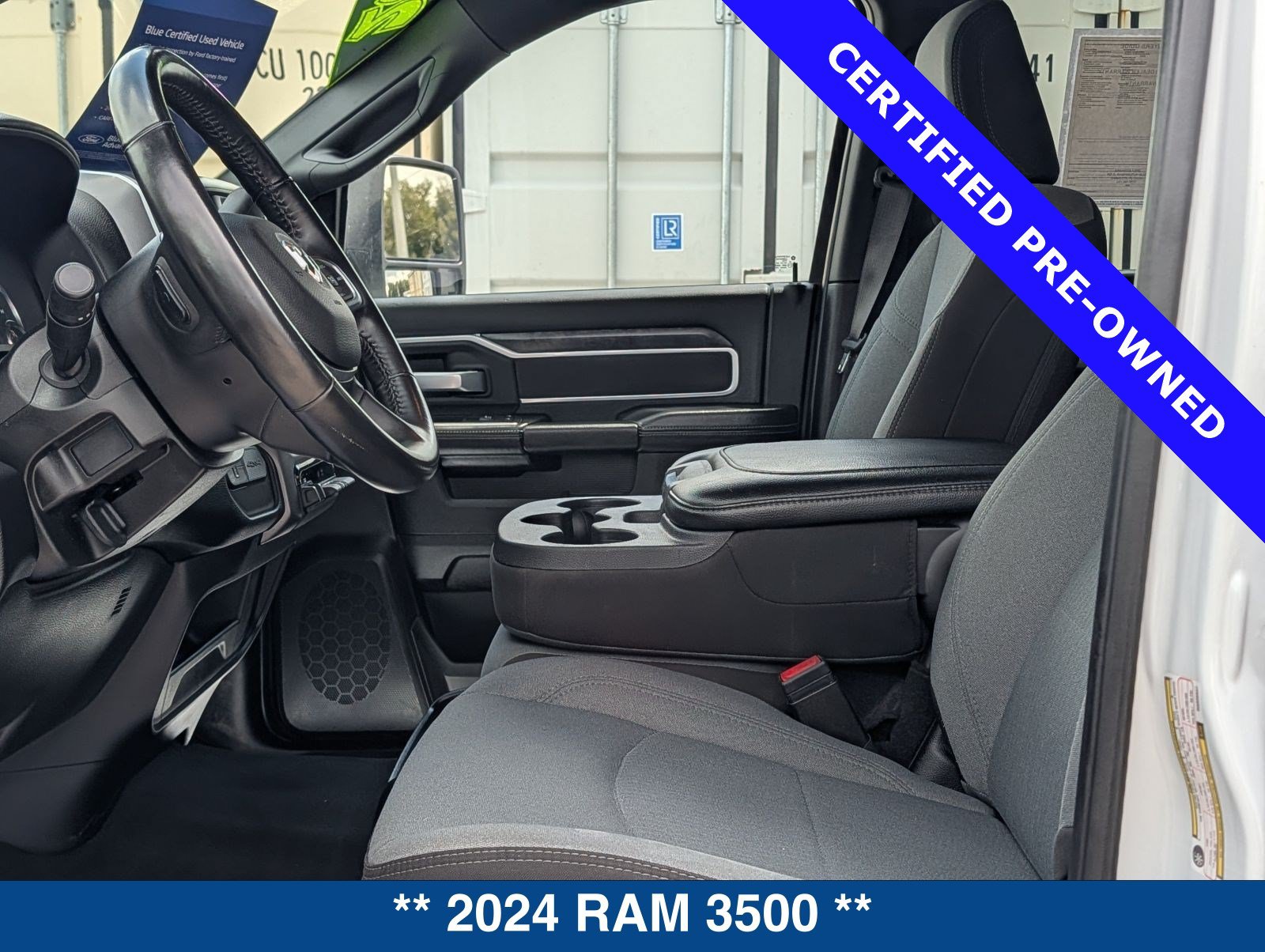 Used 2024 RAM 3500 Big Horn AWD/4WD image 23