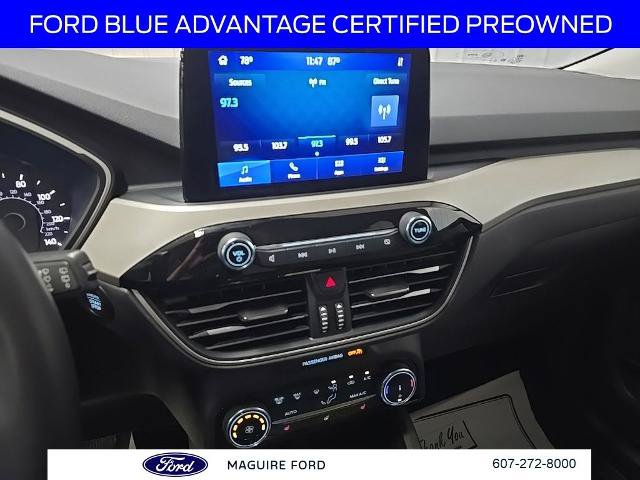 Certified 2022 Ford Escape SE w/ Cold Weather Package AWD/4WD image 28