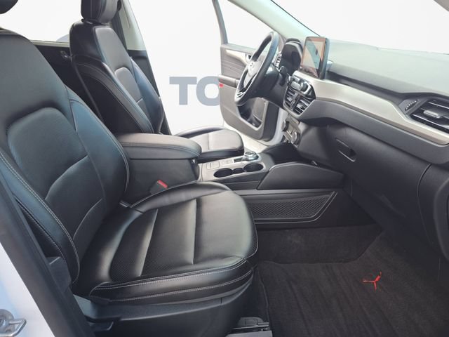 Certified 2022 Ford Escape SEL AWD/4WD image 17