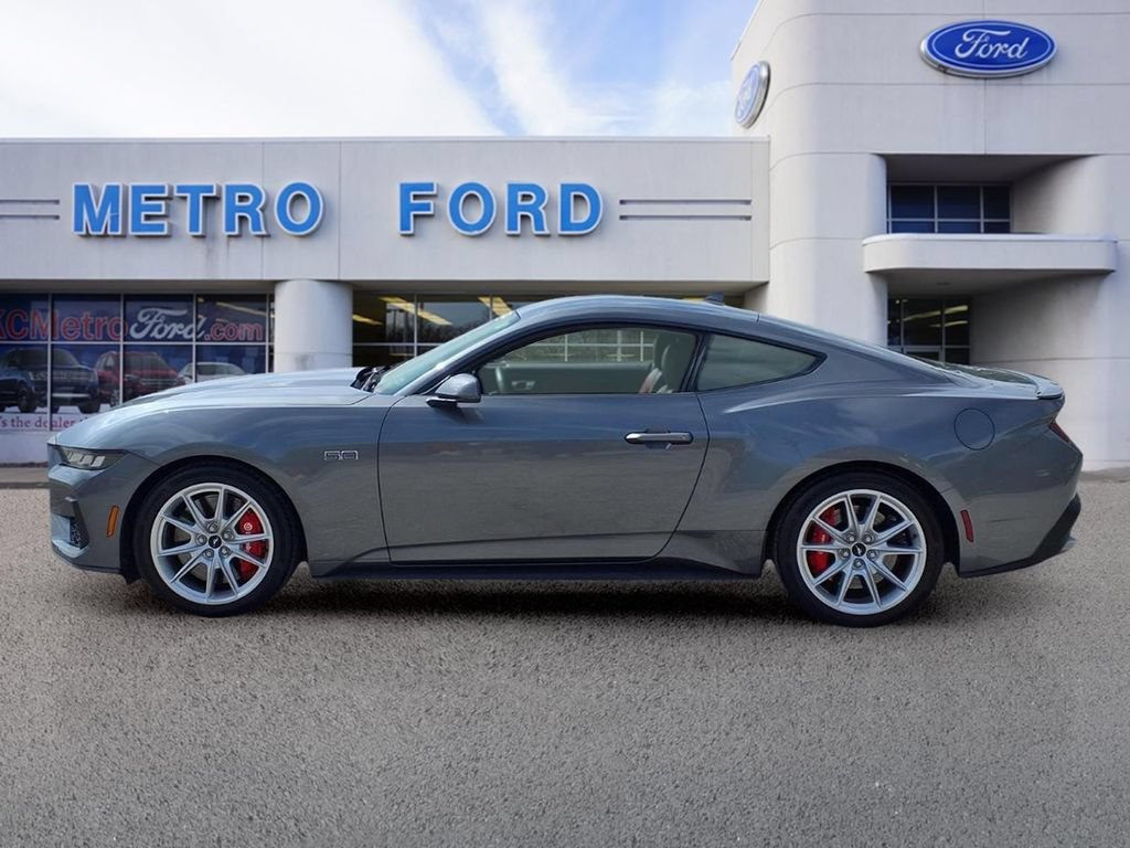 Certified 2025 Ford Mustang GT Premium RWD image 5