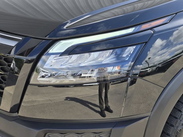 Used 2025 Nissan Pathfinder Rock Creek AWD/4WD image 14