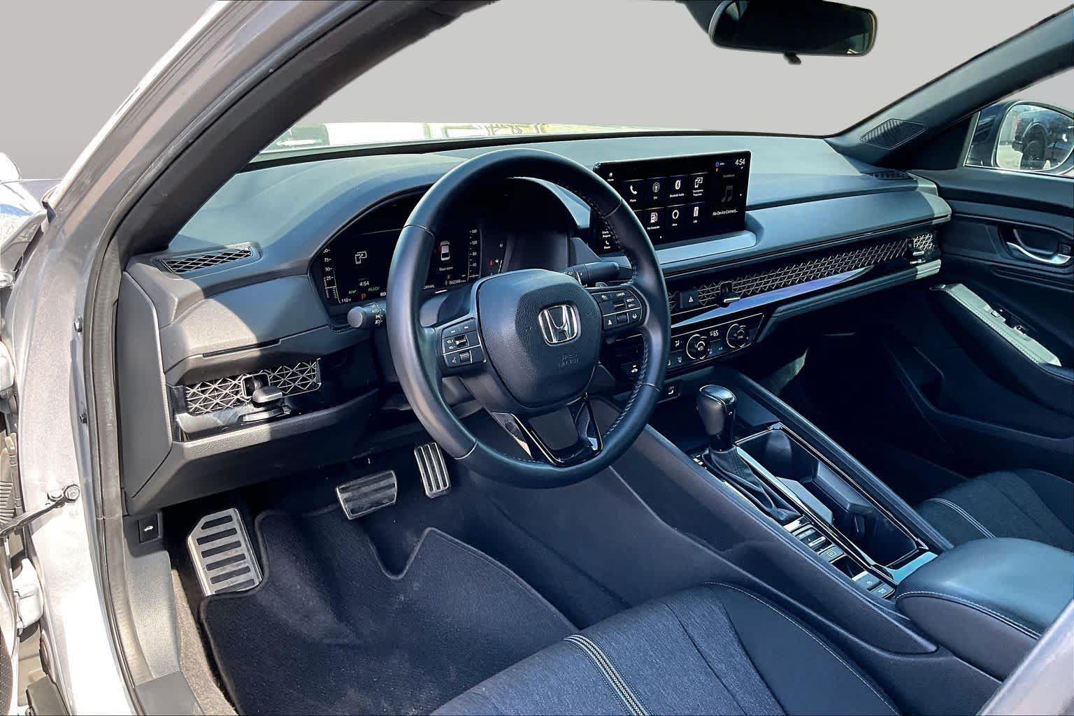 Used 2023 Honda Accord Sport image 18