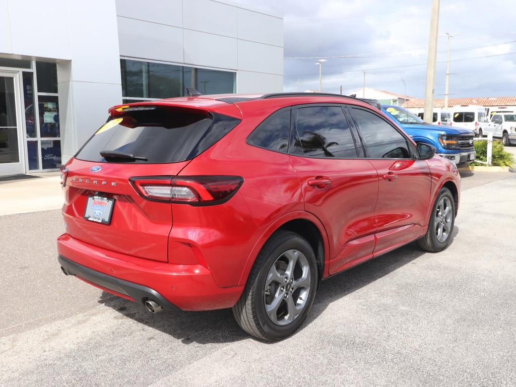 Certified 2023 Ford Escape ST-Line w/ Tech Pack #1 image 5