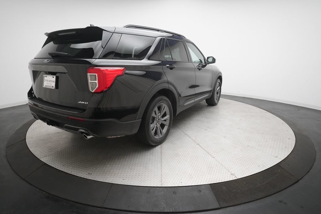 Certified 2023 Ford Explorer XLT w/ Equipment Group 202A AWD/4WD image 36