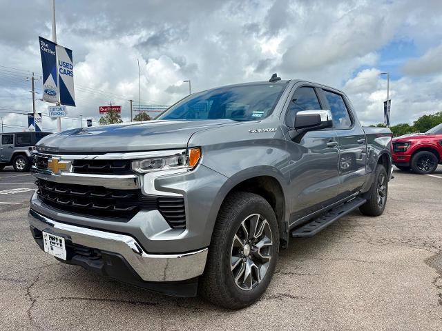 Used 2023 Chevrolet Silverado 1500 LT AWD/4WD image 8