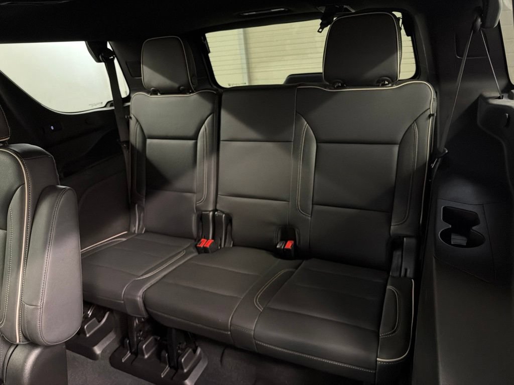 Used 2021 Chevrolet Tahoe Premier AWD/4WD image 30