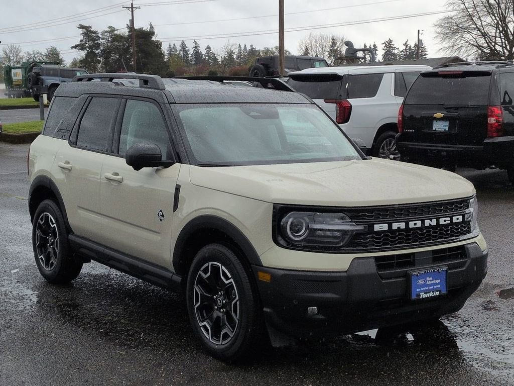 Certified 2025 Ford Bronco Sport Outer Banks w/ Outer Banks Tech Package+ image 7