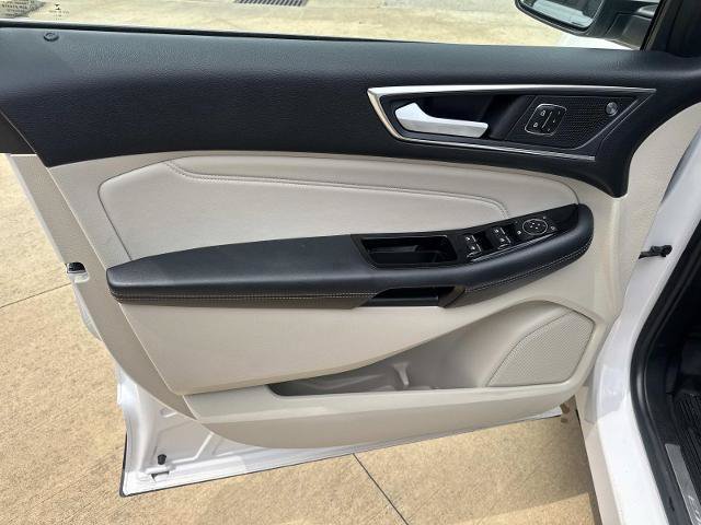 Certified 2019 Ford Edge Titanium w/ Equipment Group 301A FWD image 20