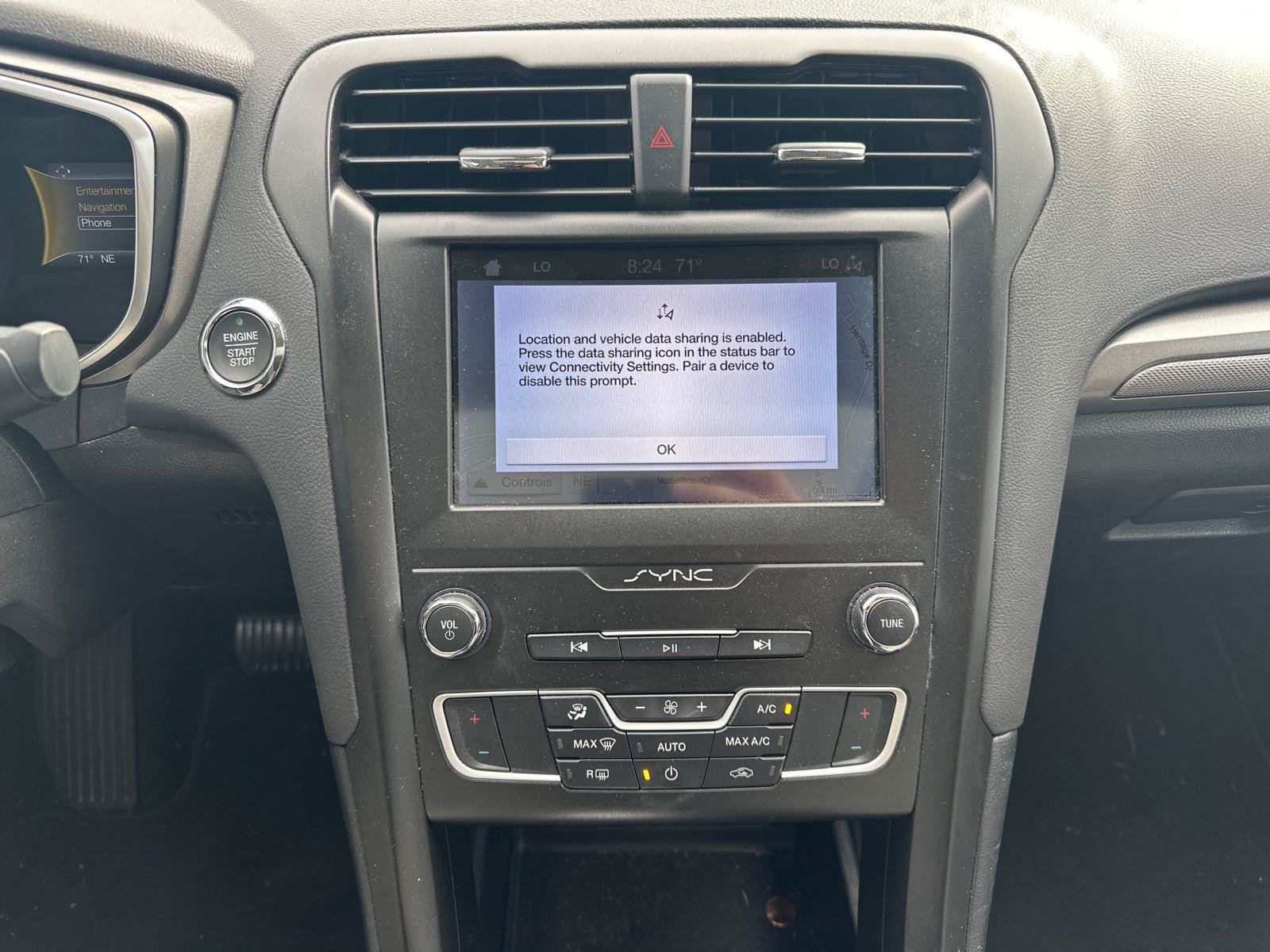 Certified 2019 Ford Fusion SE w/ Equipment Group 151A FWD image 17