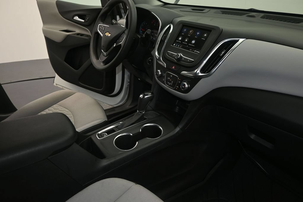 Used 2021 Chevrolet Equinox LS w/ LS Convenience Package FWD image 13