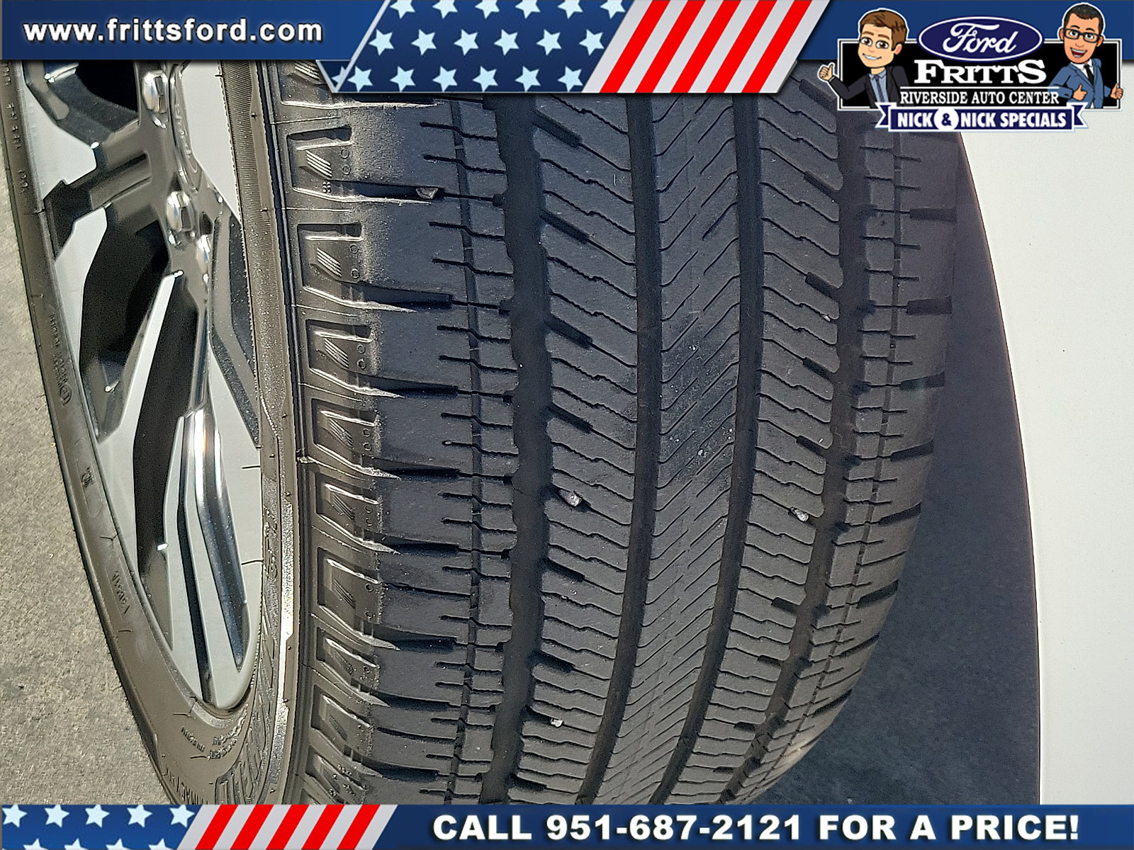 Certified 2025 Ford Expedition Max Platinum w/ Driver's Package AWD/4WD image 21