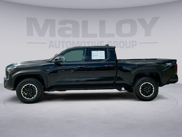 Used 2025 Toyota Tacoma TRD Off-Road w/ TRD Off Road Upgrade Package AWD/4WD image 2