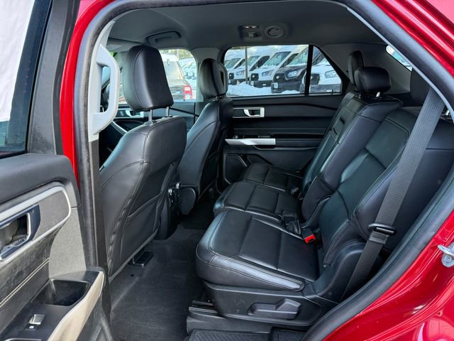 Certified 2022 Ford Explorer XLT w/ Equipment Group 202A image 15