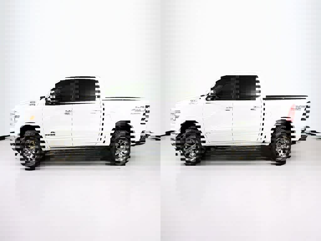 Used 2020 RAM 1500 Laramie w/ Off Road Group image 2