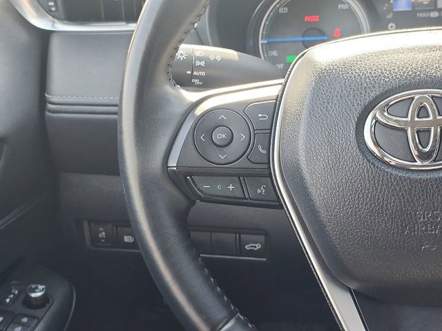 Used 2023 Toyota Venza LE AWD/4WD image 14