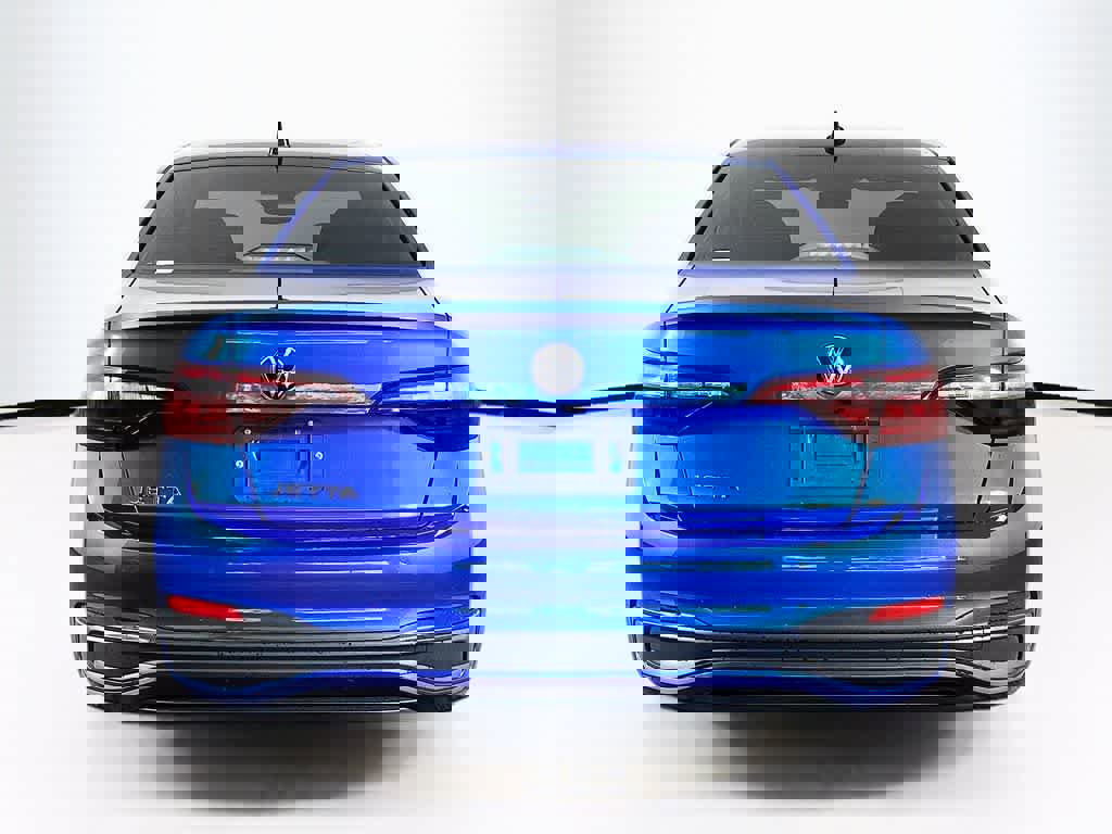 Used 2024 Volkswagen Jetta S image 4