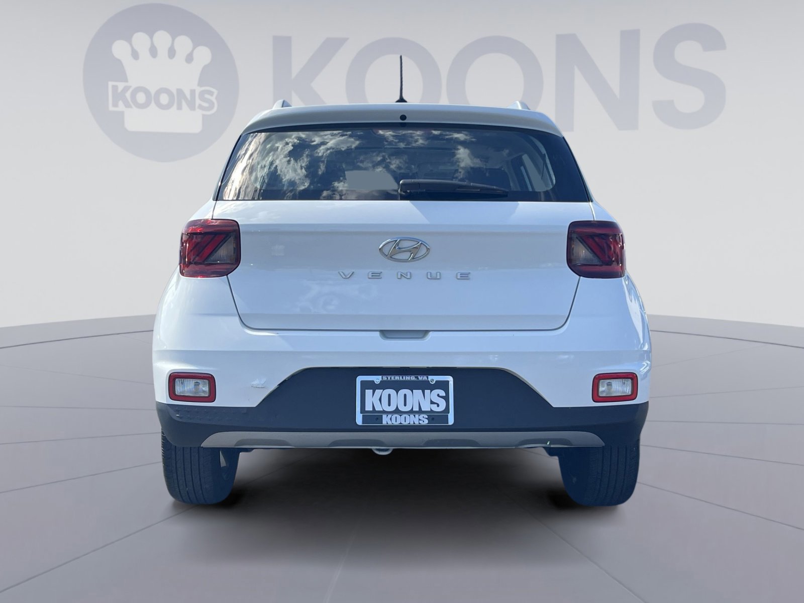 Used 2025 Hyundai Venue SEL FWD image 8