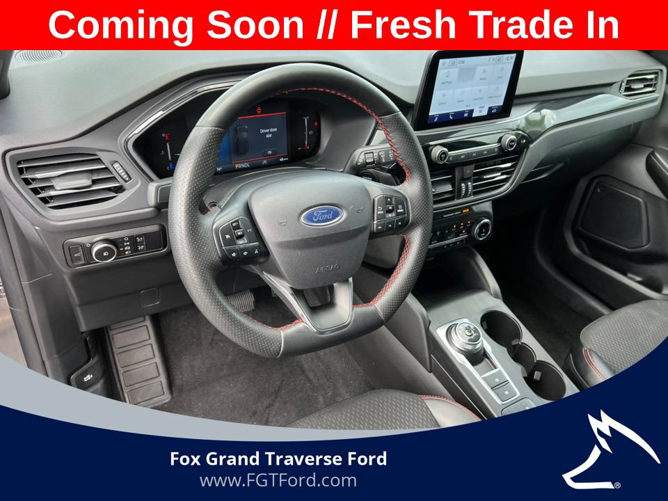 Certified 2025 Ford Escape ST-Line Select AWD/4WD image 15