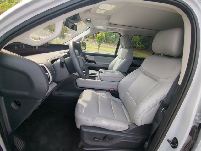 Certified 2025 Ford Expedition Active RWD image 16