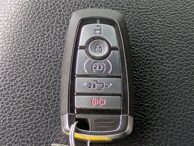 Certified 2022 Ford F450 Lariat w/ Lariat Ultimate Package image 29