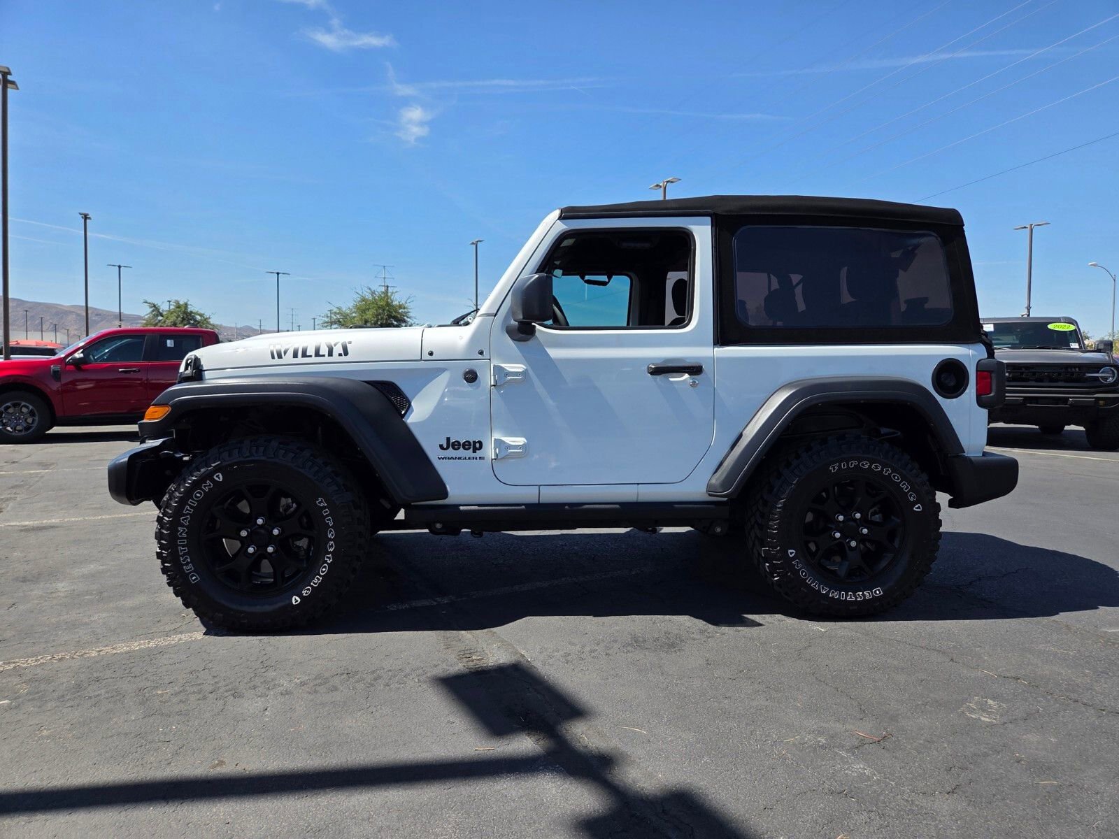 Used 2023 Jeep Wrangler Sport AWD/4WD image 3