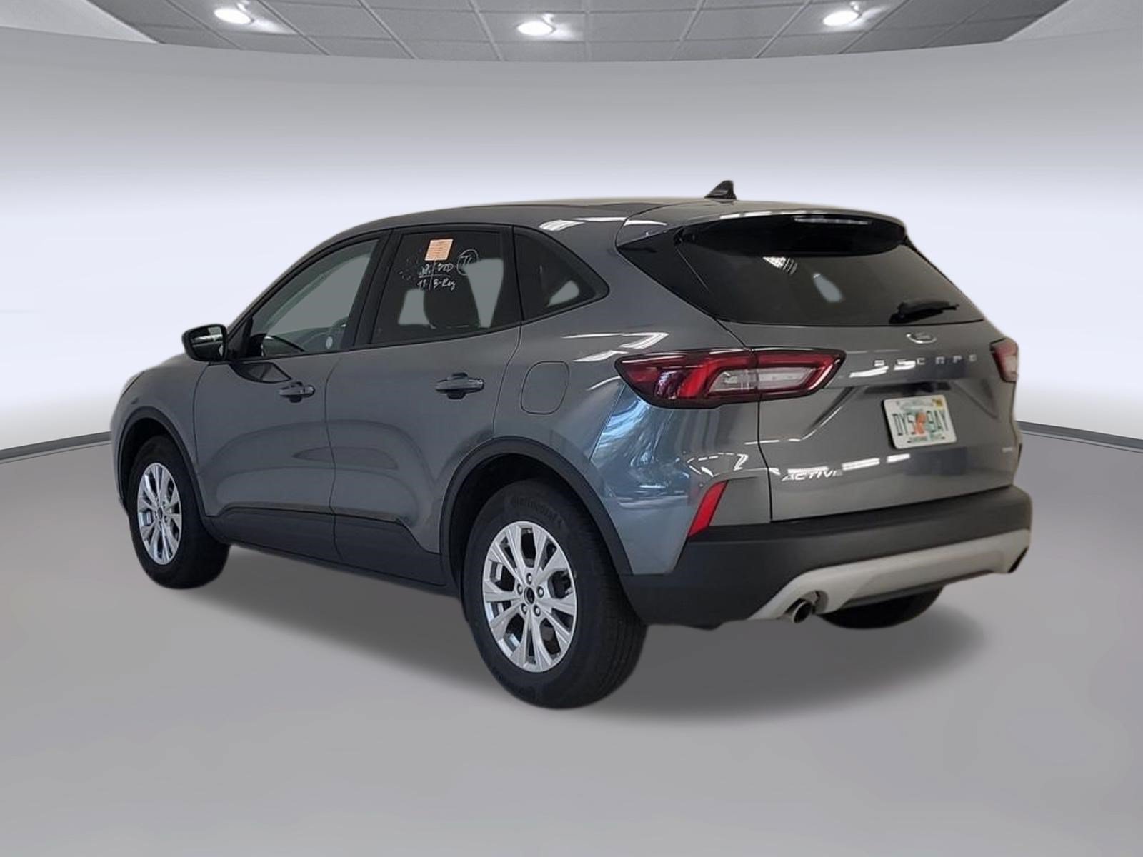 Certified 2025 Ford Escape Active AWD/4WD image 3