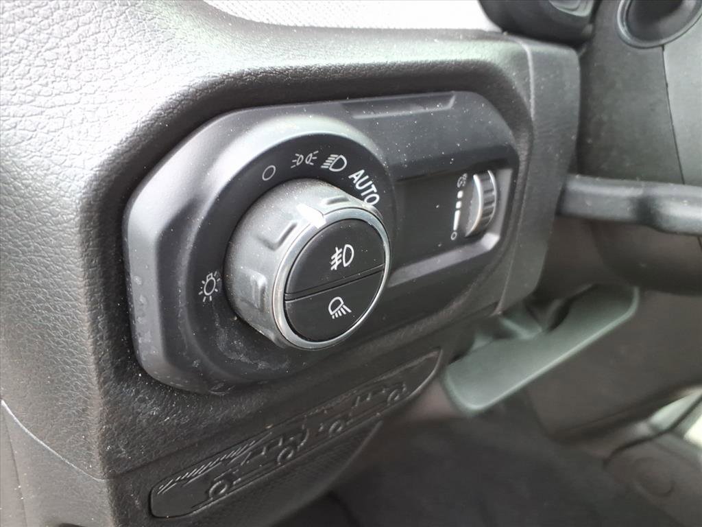 Used 2024 Jeep Gladiator Sport AWD/4WD image 11