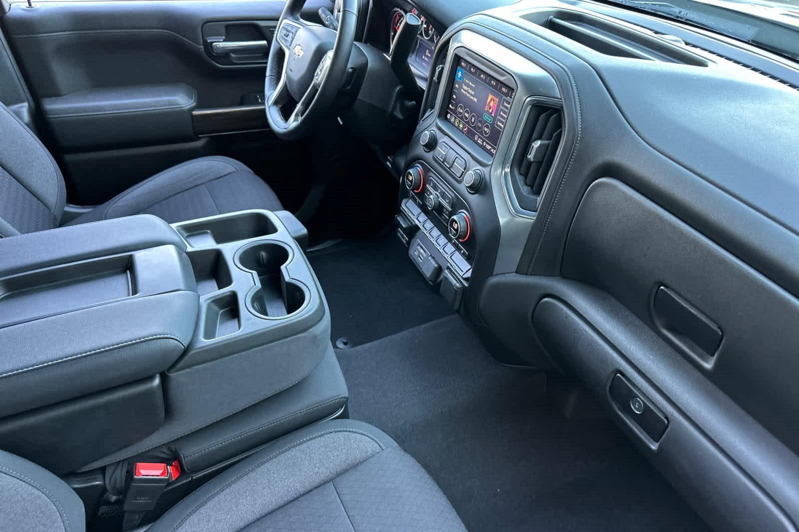 Used 2020 Chevrolet Silverado 1500 LT w/ All-Star Edition image 16
