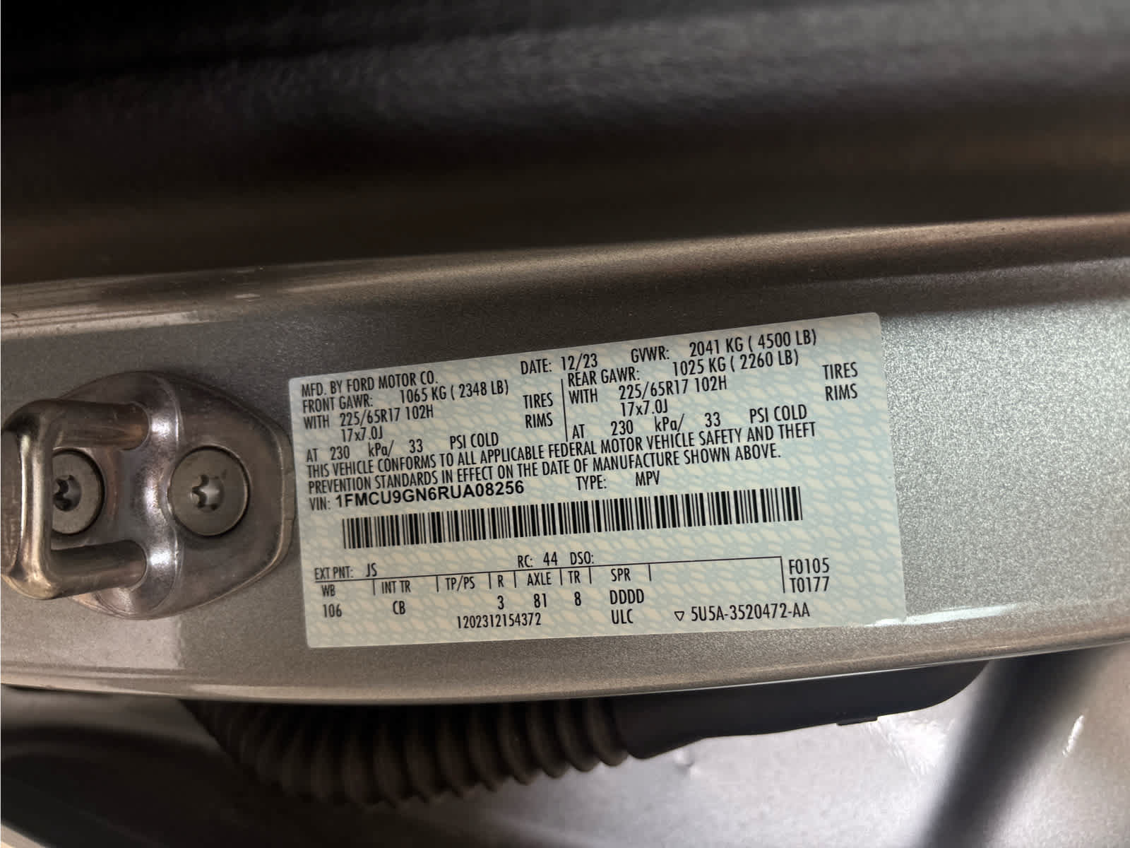 Certified 2024 Ford Escape Active AWD/4WD image 30