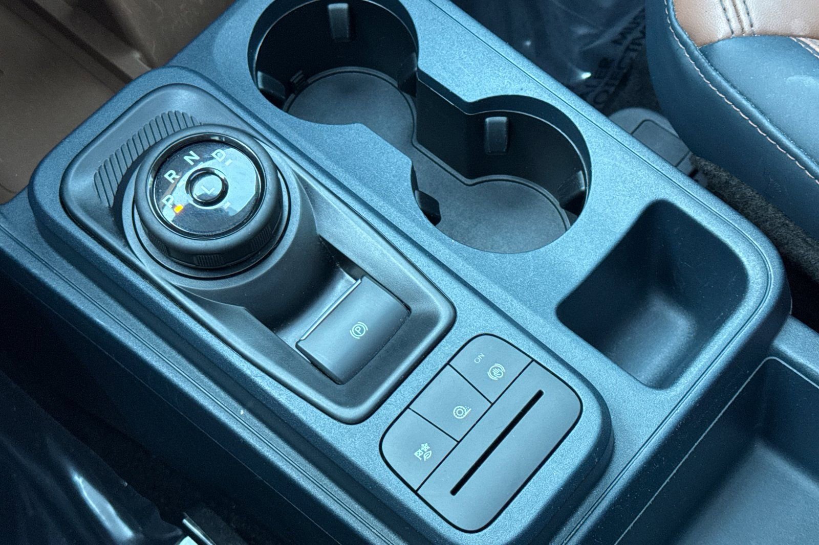 Certified 2022 Ford Maverick Lariat w/ Lariat Luxury Package image 21