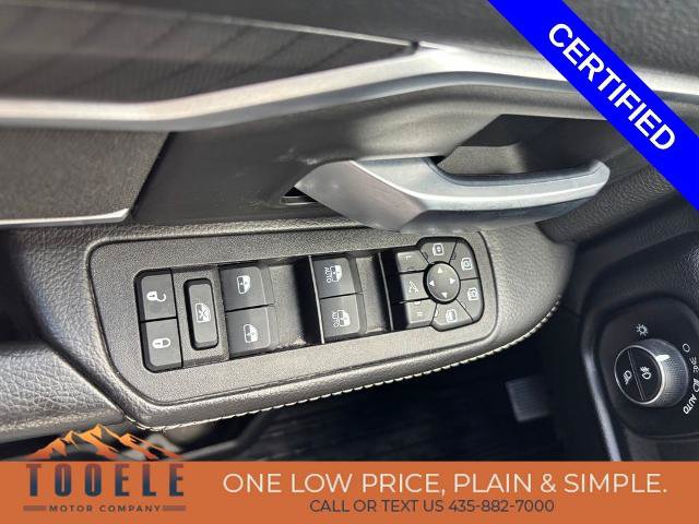 Used 2026 RAM 3500 Big Horn AWD/4WD image 27